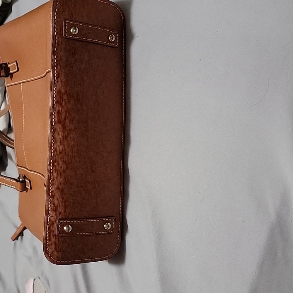 Dooney & bourke - Picture 3 of 3